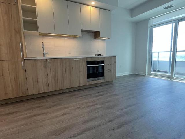 Apartment for rent in Edgeley, Vaughan