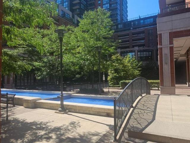 Apartment for rent in Eglinton—Lawrence, Toronto