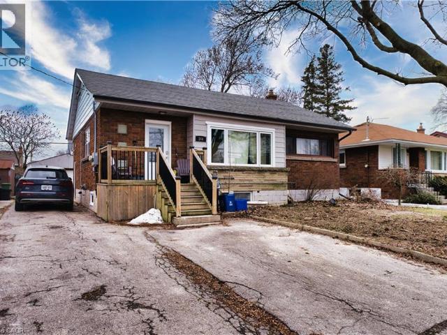 Apartment for rent in Ancaster, Ontario