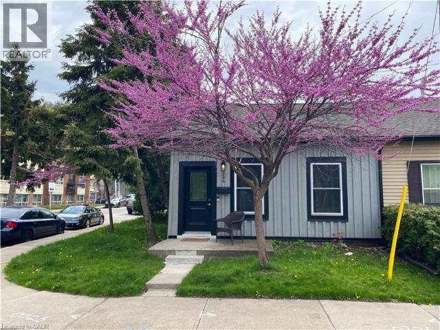 House for rent in Ancaster, Ontario