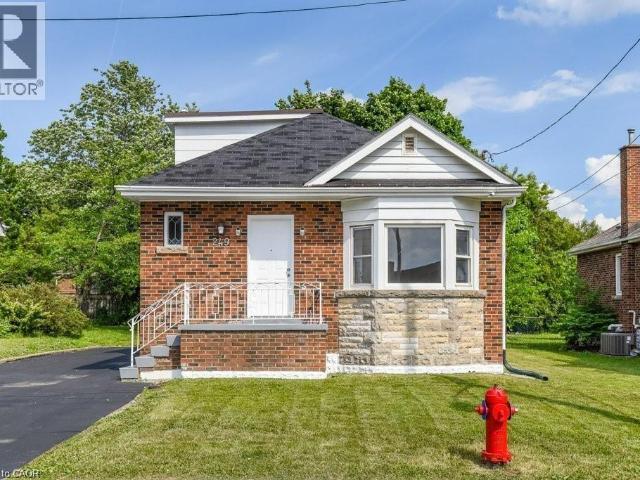 Apartment for rent in Ancaster, Ontario