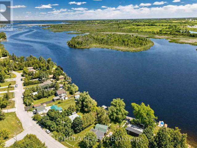 Apartment for rent in Kawartha Lakes, Central Ontario