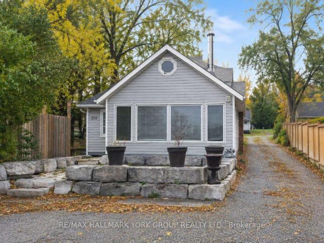 Apartment for rent in Keswick, Golden Horseshoe