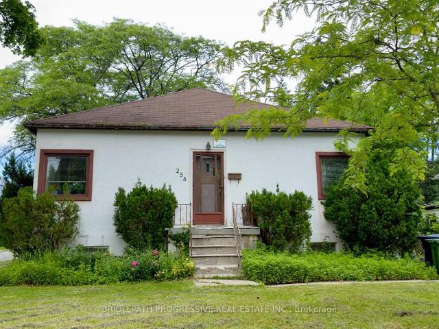 House for rent in Woburn, Ontario