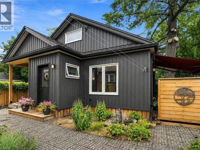 Apartment for rent in Ancaster, Ontario