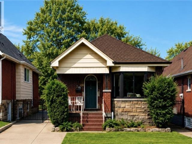 House for rent in Ancaster, Ontario