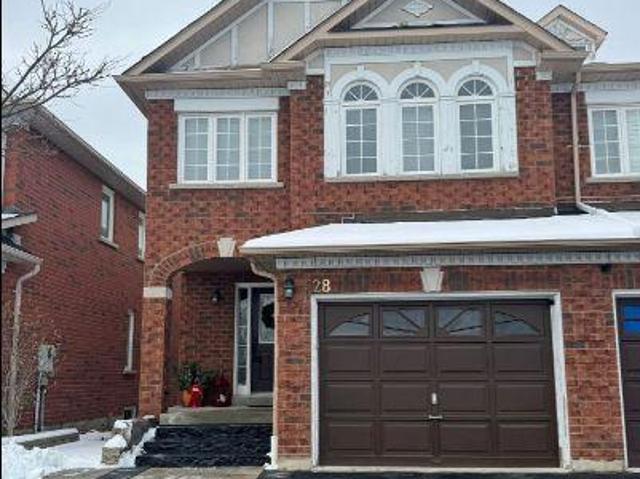 Apartment for rent in Meadow Ridge, Ajax
