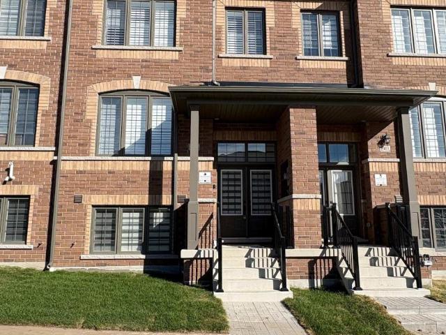 Apartment for rent in Pickering, Golden Horseshoe