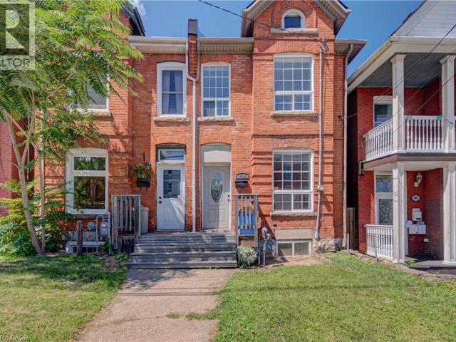 Apartment for rent in Ancaster, Ontario