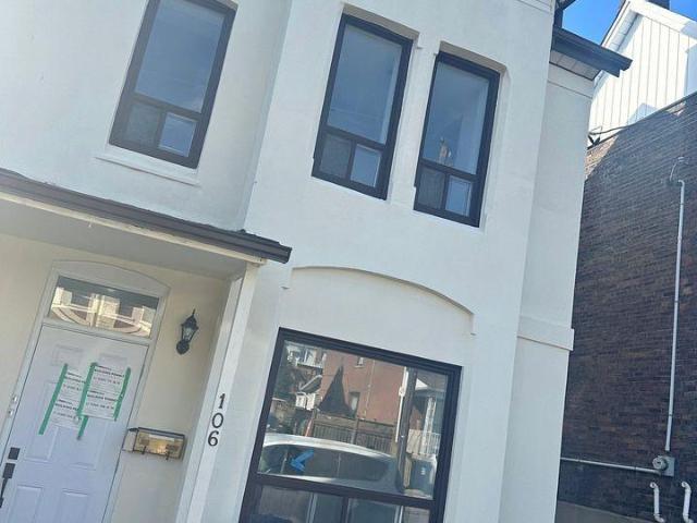 Apartment for rent in Woburn, Ontario