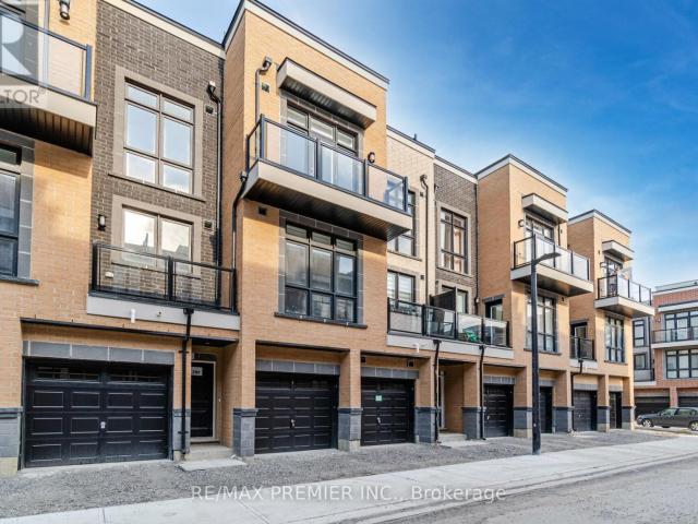 Apartment for rent in Richmond Hill, Golden Horseshoe