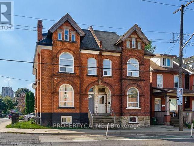 Apartment for rent in Ancaster, Ontario