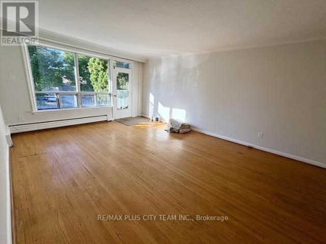 Apartment for rent in Eglinton—Lawrence, Toronto