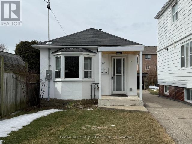 Apartment for rent in Woburn, Ontario