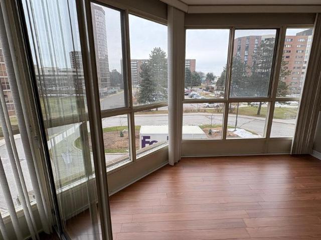 Apartment for rent in York, Ontario