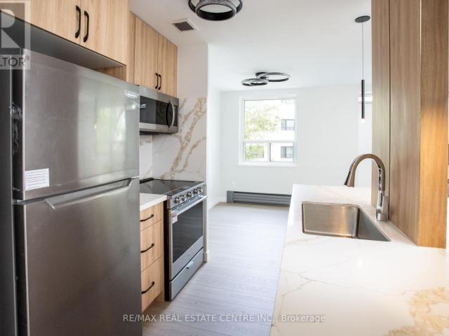Apartment for rent in Etobicoke—Lakeshore, Toronto