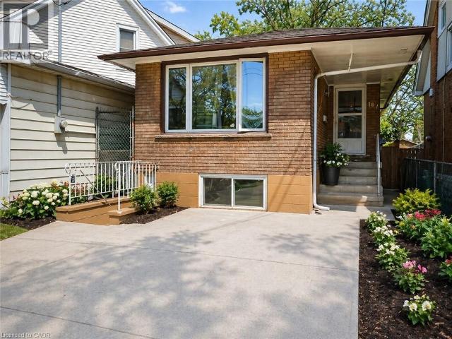 Apartment for rent in Ancaster, Ontario