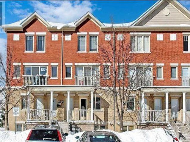 Apartment for rent in Whitby, Golden Horseshoe