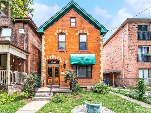 Apartment for rent in Ancaster, Ontario