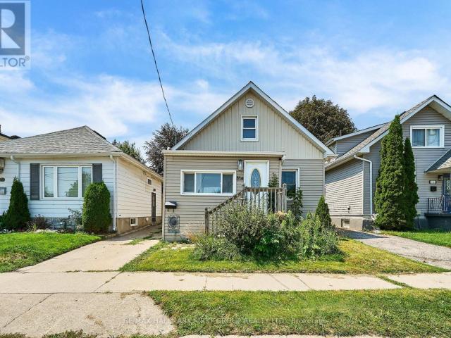 Apartment for rent in Durham, Ontario