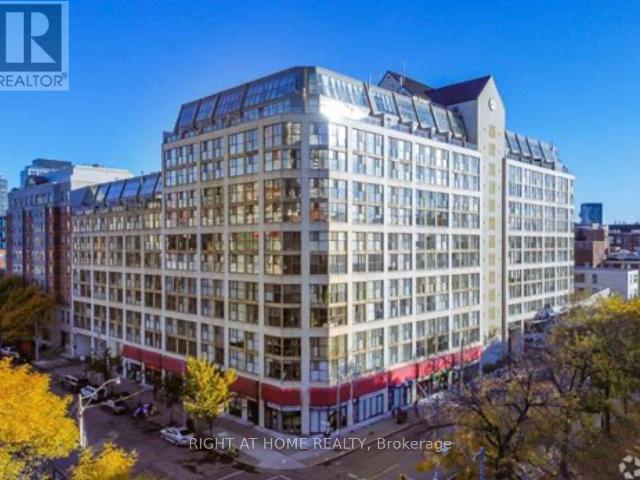 Apartment for rent in Toronto Centre, Toronto