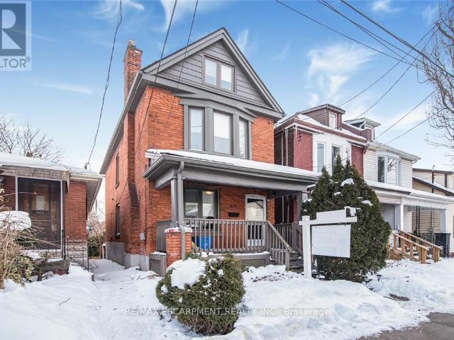 House for rent in Ancaster, Ontario