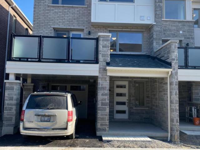 Apartment for rent in Pickering, Golden Horseshoe