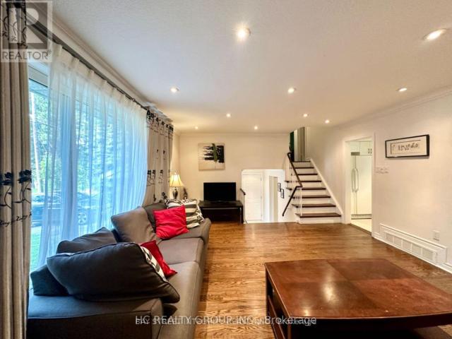 Apartment for rent in Woburn, Ontario