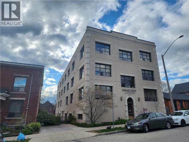 Apartment for rent in Ancaster, Ontario