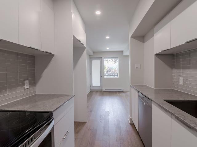 Apartment for rent in Mont-royal, Quebec