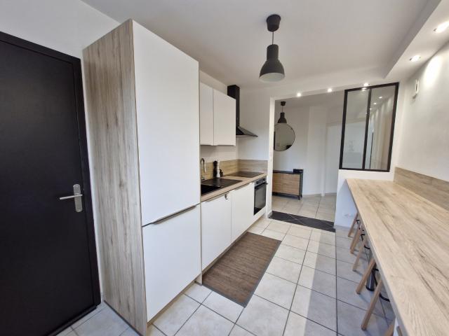 Appartement location à Lotissement Clos Édouard, Saint-Clair-du-Rhône