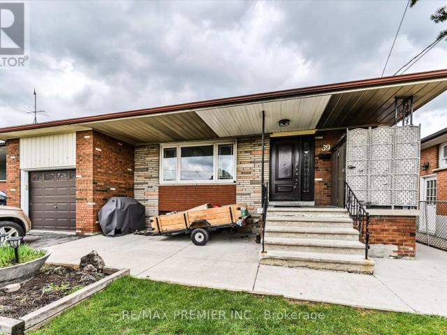Apartment for rent in Woburn, Ontario