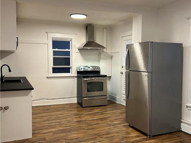 Apartment for rent in Ancaster, Ontario