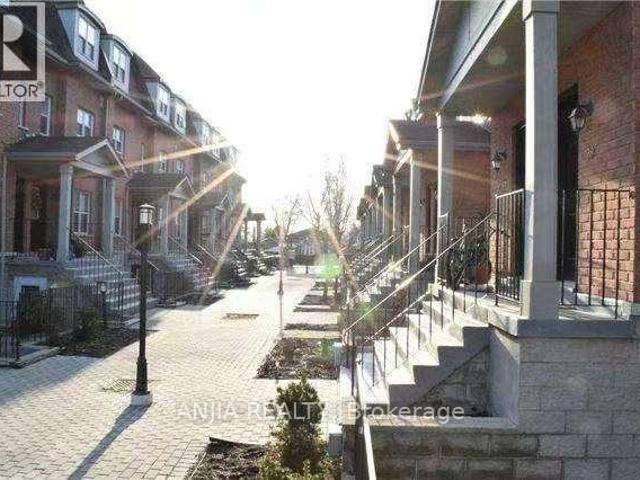 Apartment for rent in High Park North, Toronto