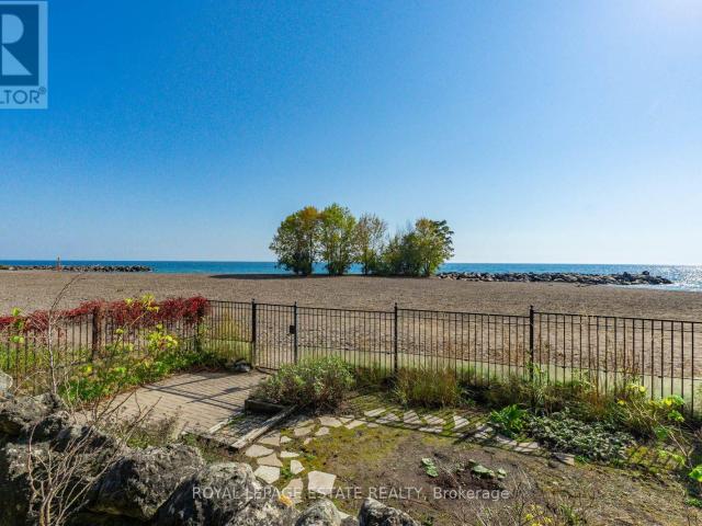 House for rent in Beaches—East York, Toronto