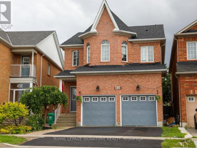House for rent in Hurontario, Mississauga