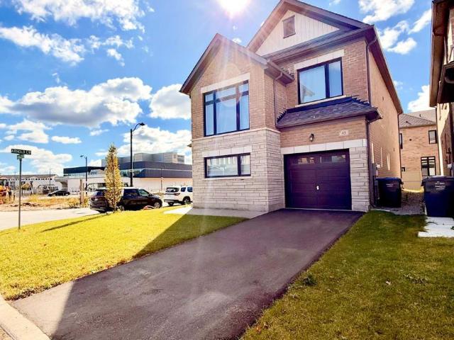 House for rent in Brampton, Golden Horseshoe