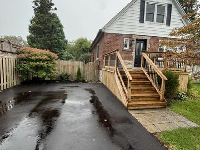 Apartment for rent in Ancaster, Ontario