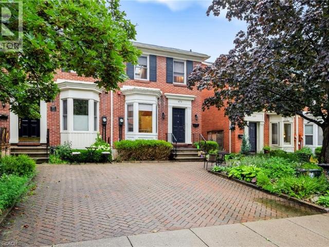 Apartment for rent in Burlington, Golden Horseshoe