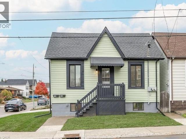 Apartment for rent in Ancaster, Ontario