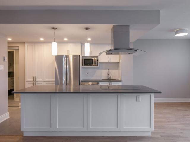 Apartment for rent in Westmount, Montréal (région administrative)