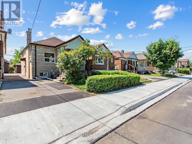 House for rent in Woburn, Ontario