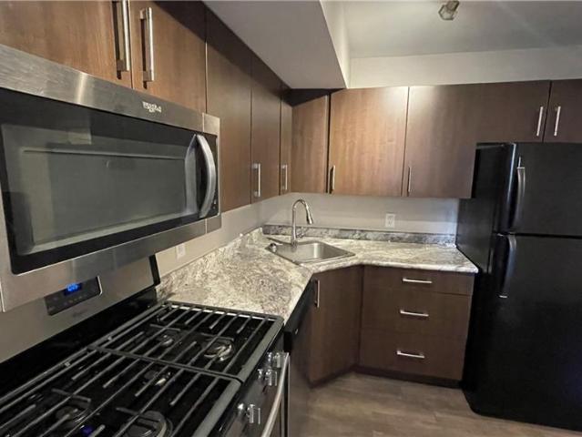 Apartment for rent in Crown Point East, Hamilton