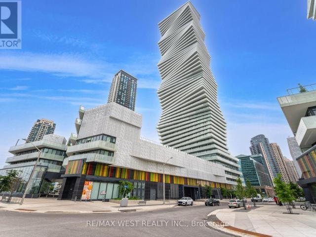 Apartment for rent in City Centre, Mississauga