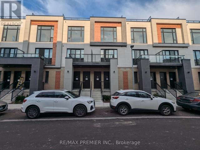 Apartment for rent in Richmond Hill, Golden Horseshoe