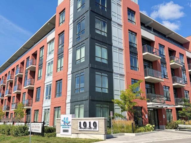 Apartment for rent in Whitby, Golden Horseshoe