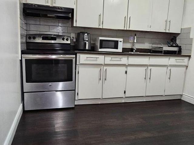 Apartment for rent in Humber River—Black Creek, Toronto