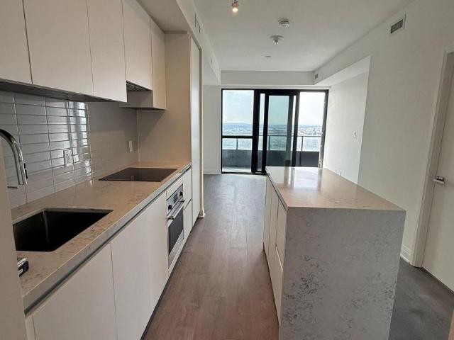 Apartment for rent in City Centre, Mississauga