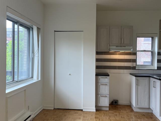 Apartment for rent in St. Leonard's, Quebec
