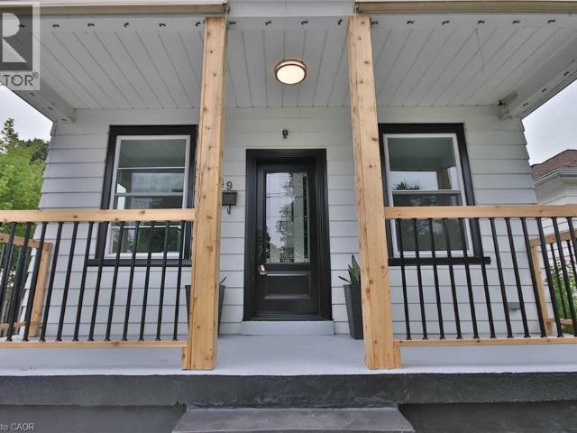 House for rent in Parkview East, Hamilton